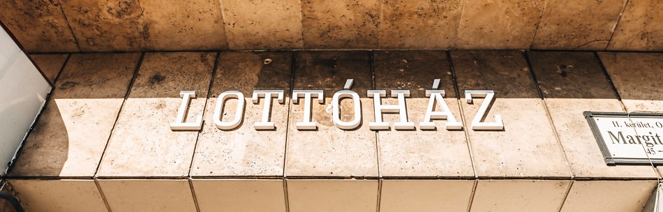 Amikor a lottó lakást ért